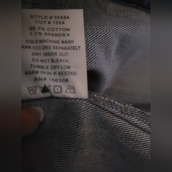 LTJ Distressed Denim Jacket. NWT - Picture 5 of 8